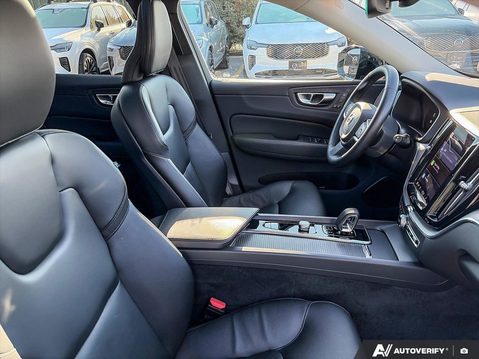 2024 Volvo XC60 Recharge Core Dark Theme-22