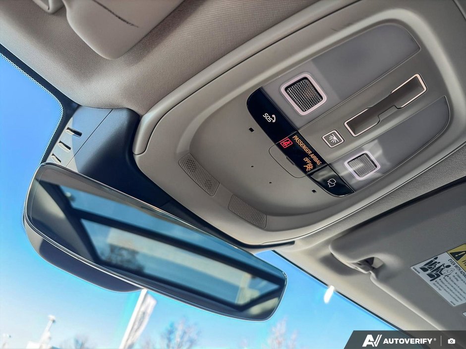 2024 Volvo XC60 Recharge Core Dark Theme-21