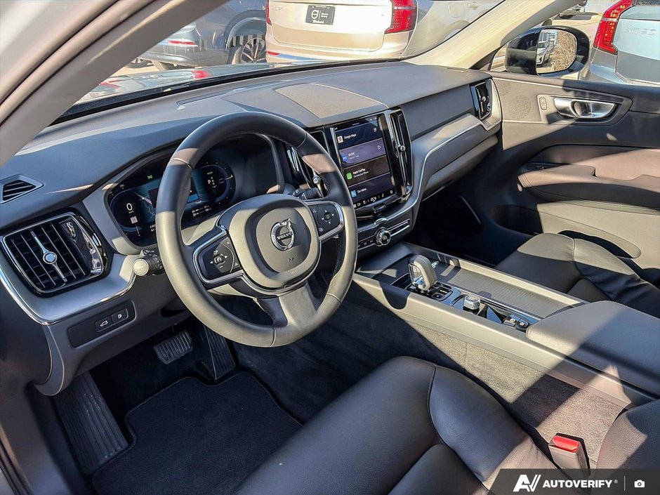 2024 Volvo XC60 Recharge Core Dark Theme-13