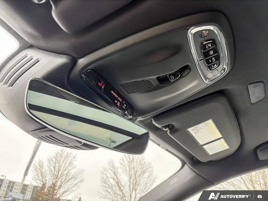 2020 Volvo XC60 Momentum-20