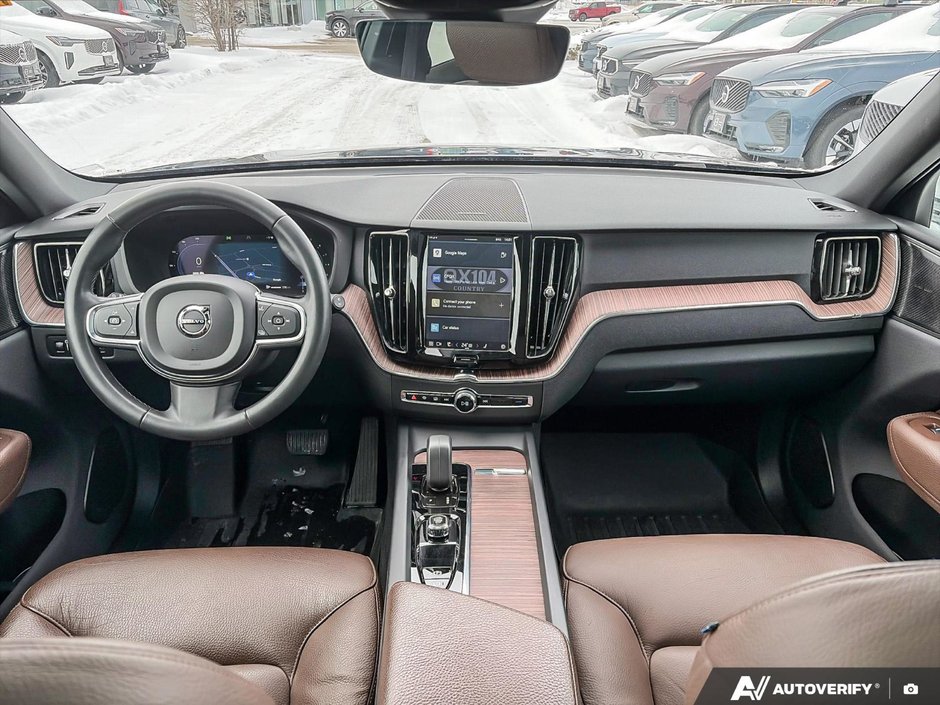 2022 Volvo XC60 Momentum-23