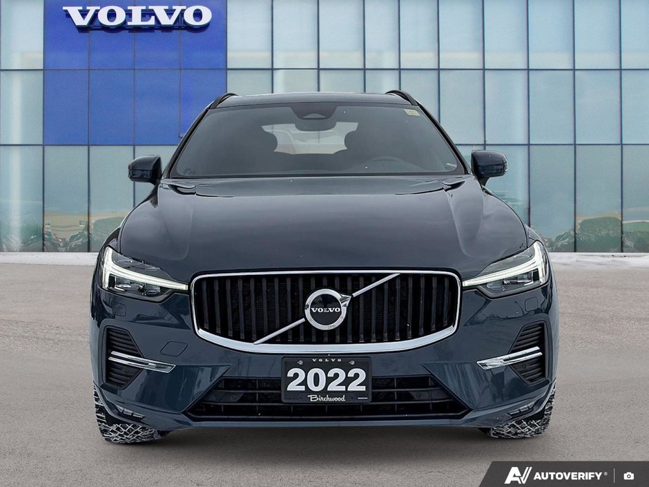2022 Volvo XC60 Momentum-4