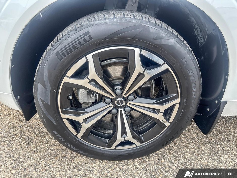 2022 Volvo XC60 Momentum-9