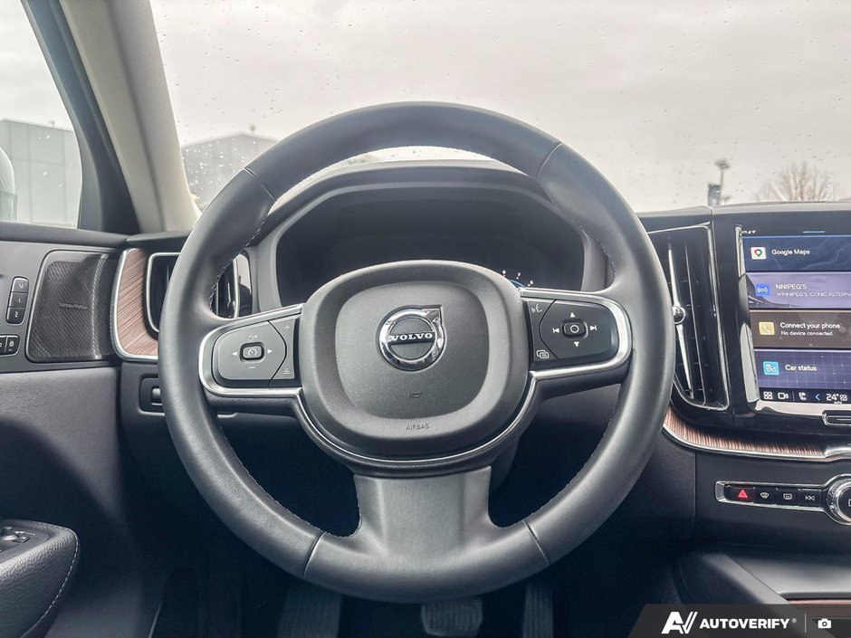 2022 Volvo XC60 Momentum-14