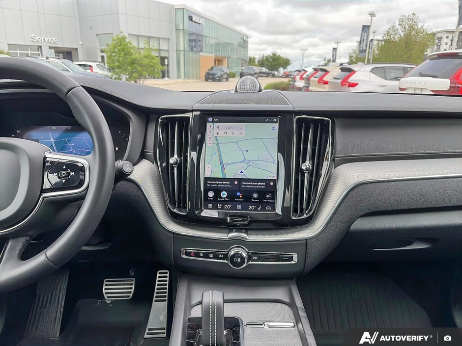 2022 Volvo XC60 R-Design-19
