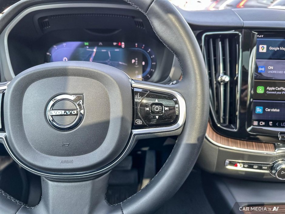 2023 Volvo XC60 Plus Bright Theme-16