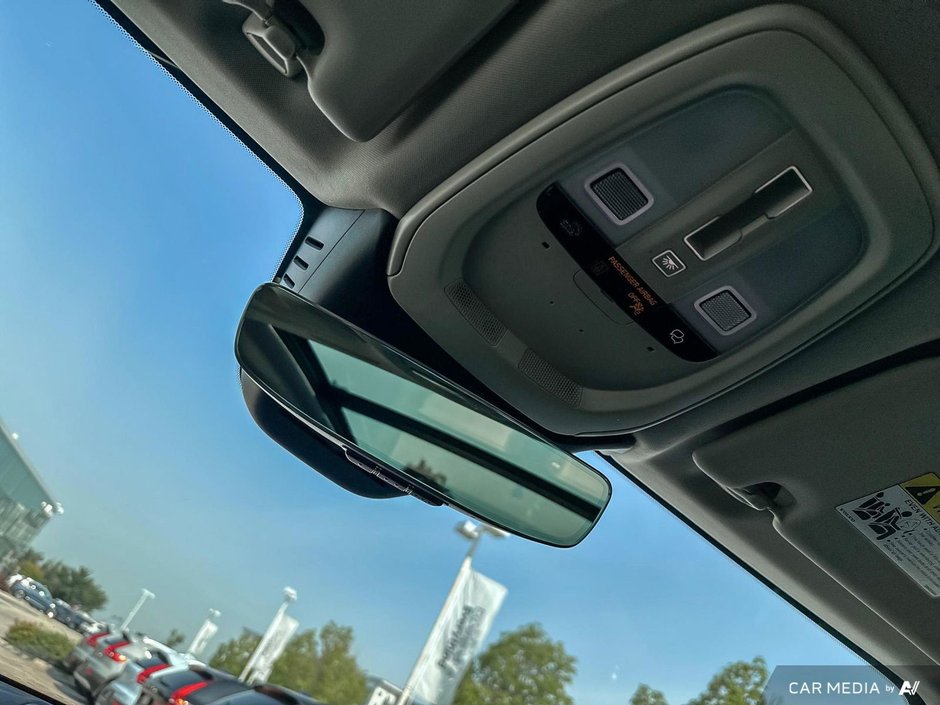 2023 Volvo XC60 Plus Bright Theme-21