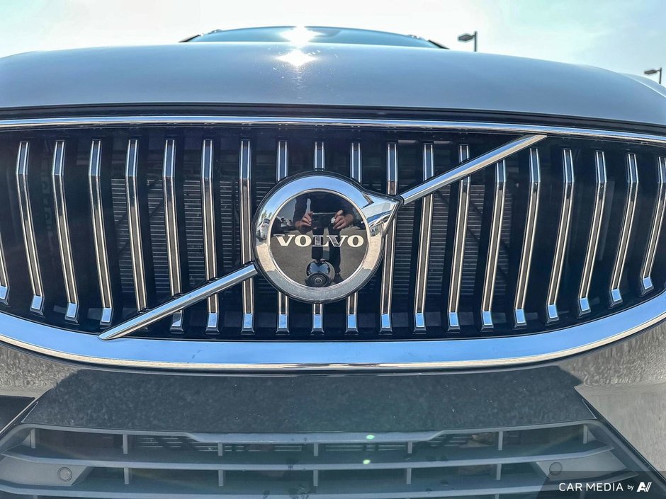 2023 Volvo XC60 Plus Bright Theme-6