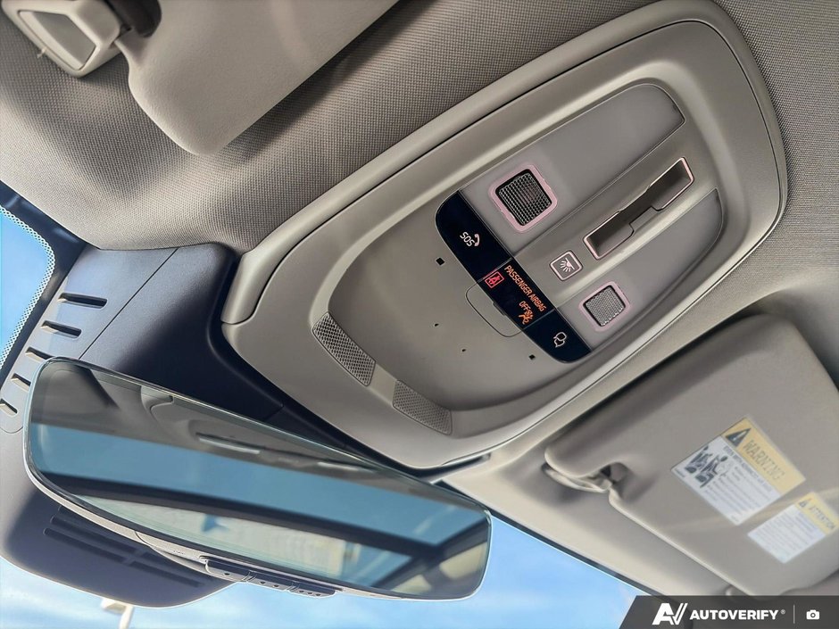 2023 Volvo XC60 Ultimate Dark Theme-20