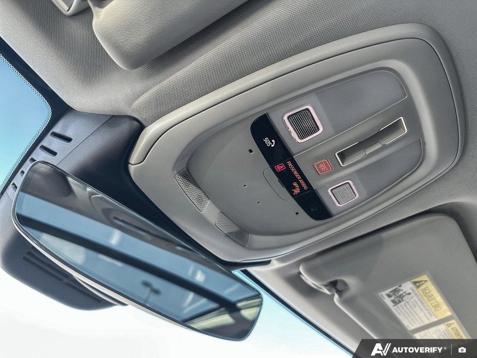 2025 Volvo XC60 Core Dark Theme-21