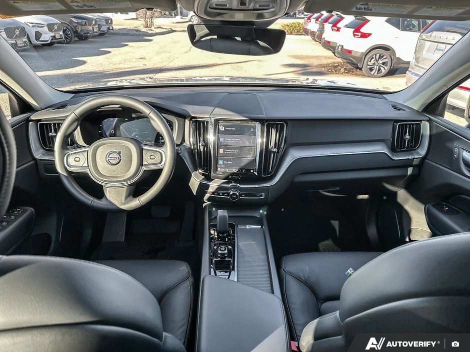 2025 Volvo XC60 Core Dark Theme-24