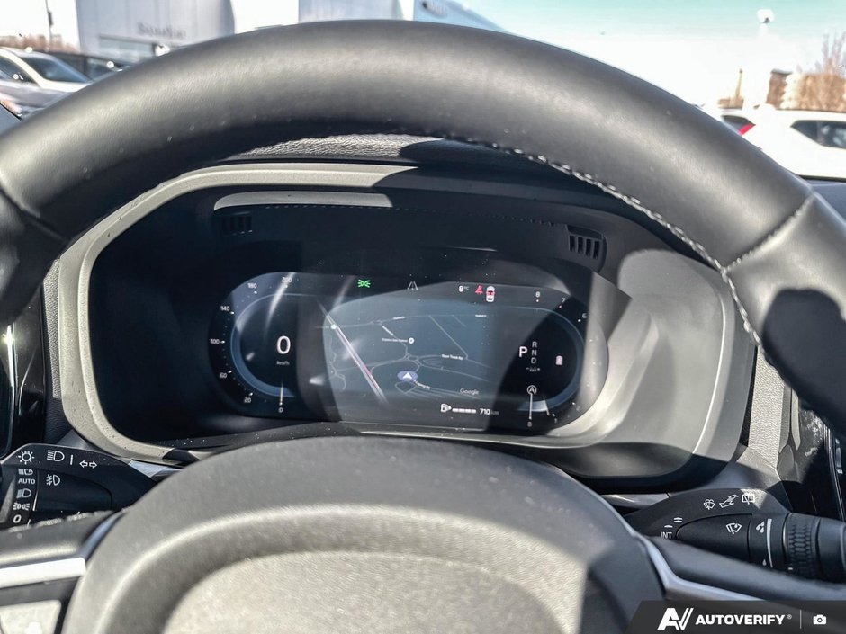 2025 Volvo XC60 Core Dark Theme-15