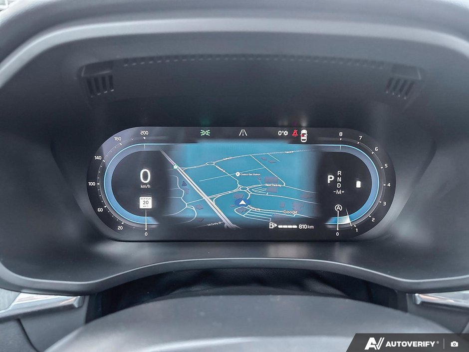 2025 Volvo XC60 Plus Dark Theme-15