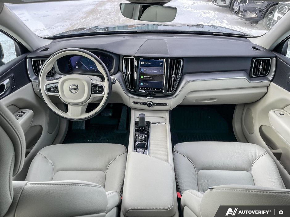 2025 Volvo XC60 Core Dark Theme-23