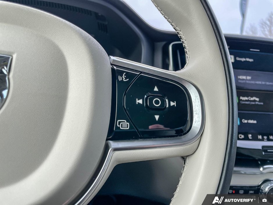 2025 Volvo XC60 Core Dark Theme-15