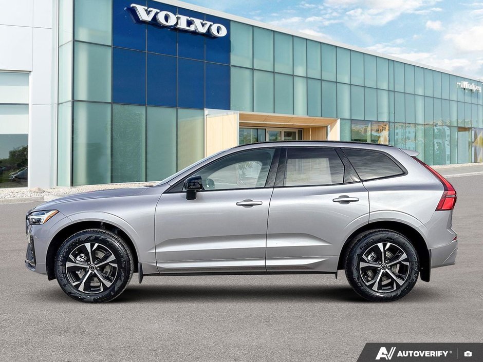2026 Volvo XC60 Core Dark Theme-2