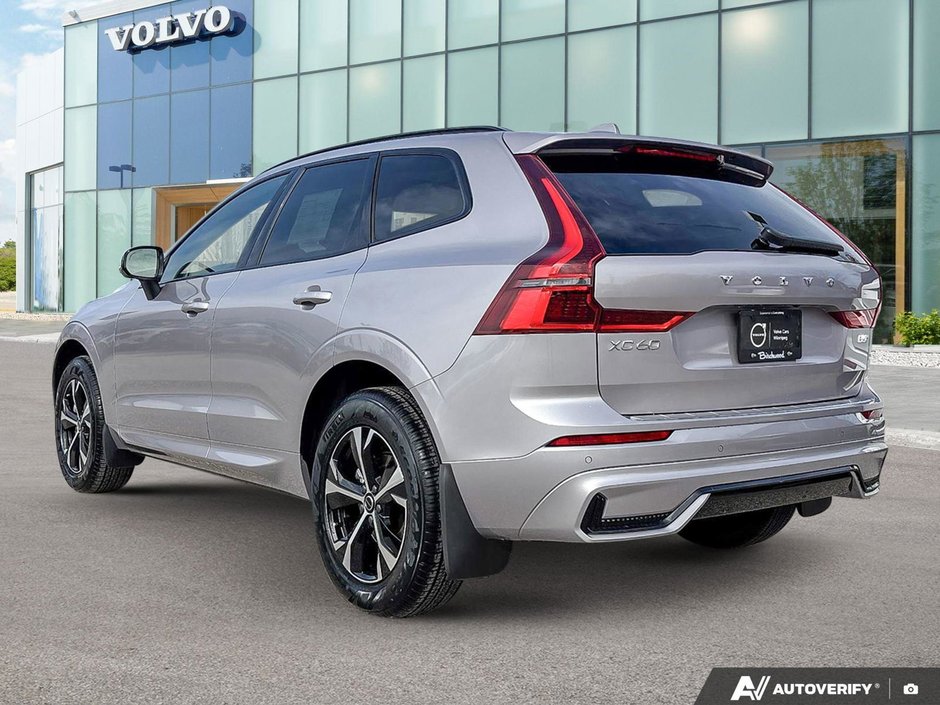 2026 Volvo XC60 Core Dark Theme-3