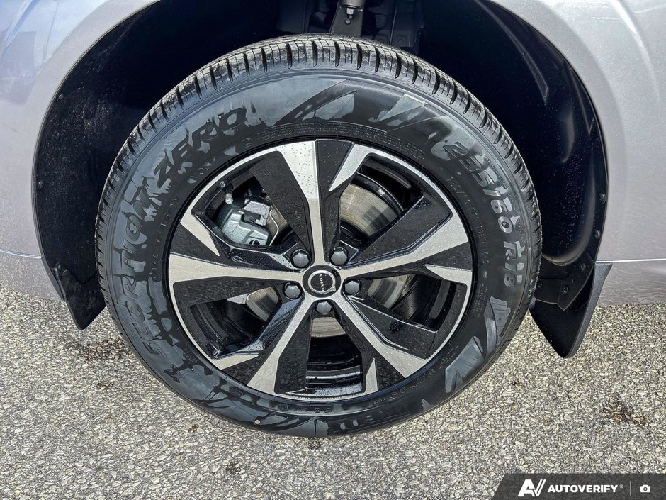 2026 Volvo XC60 Core Dark Theme-9