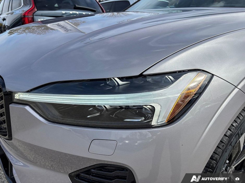 2026 Volvo XC60 Core Dark Theme-11