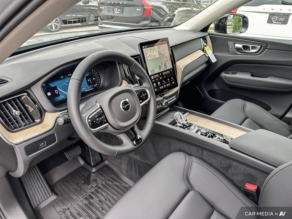 2026 Volvo XC60 Core Dark Theme-13