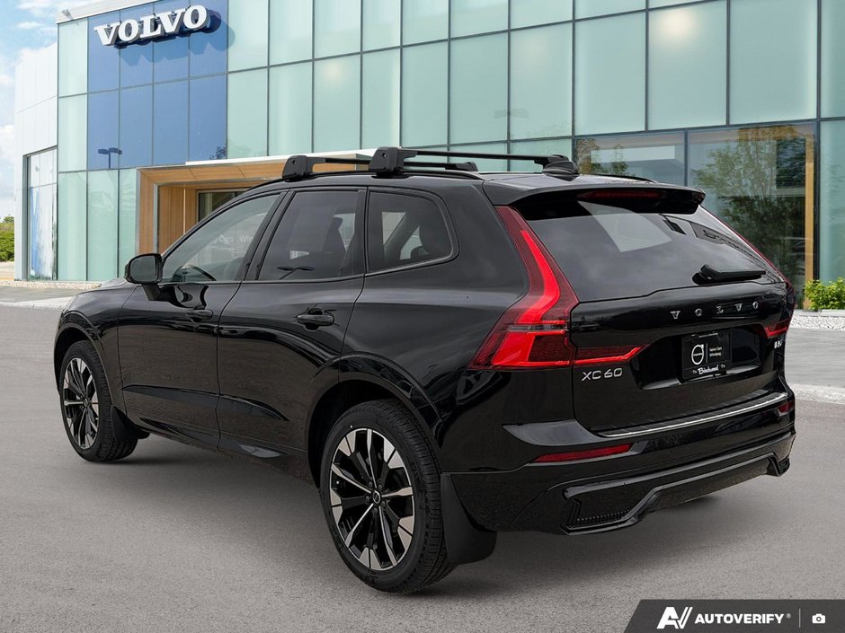 2026 Volvo XC60 Plus Dark Theme-3