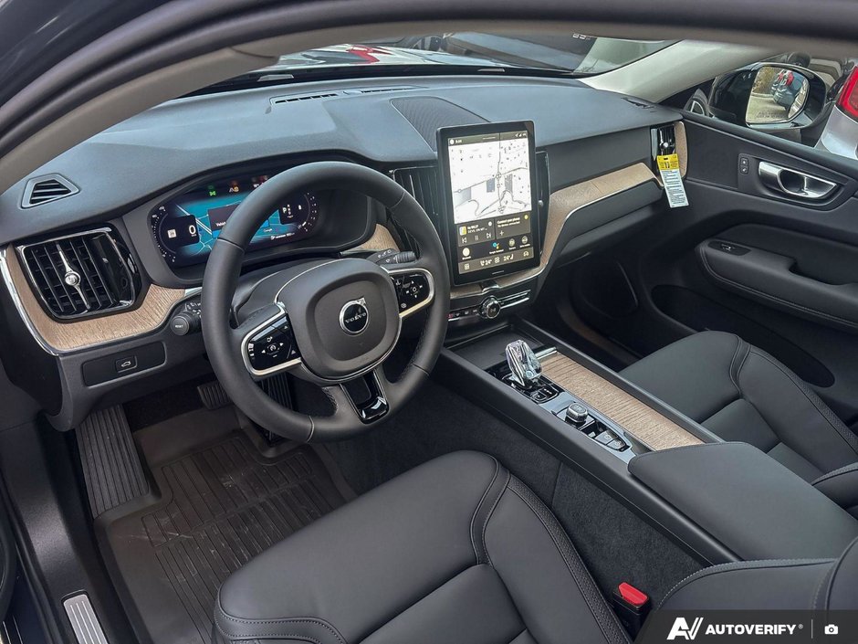 2026 Volvo XC60 Core Dark Theme-12