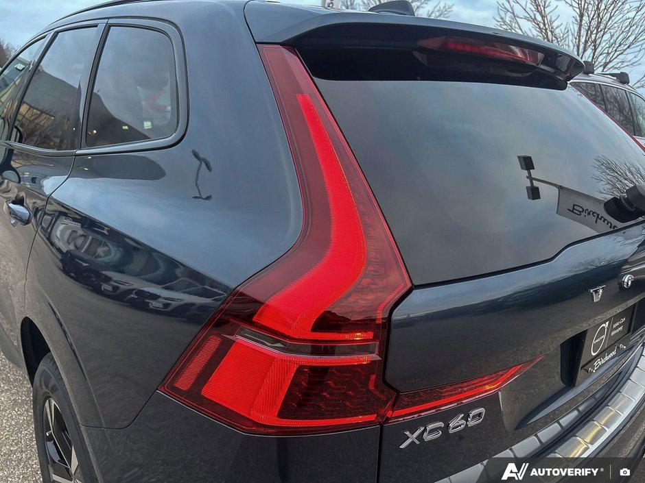 2026 Volvo XC60 Core Dark Theme-12
