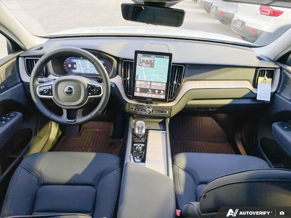 2026 Volvo XC60 Plus Dark Theme-24