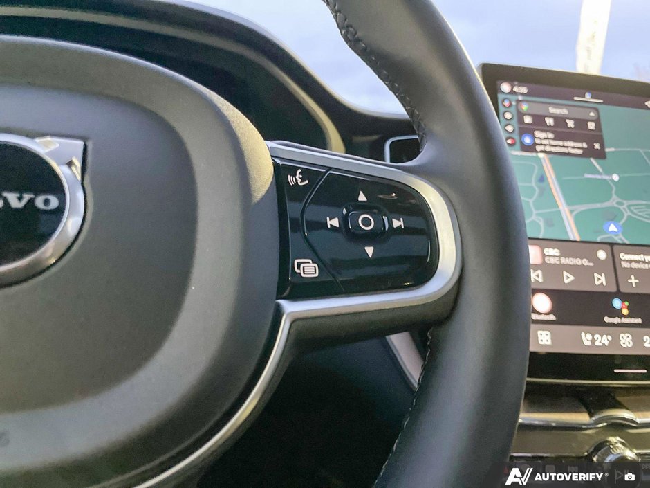 2026 Volvo XC60 Plus Dark Theme-16