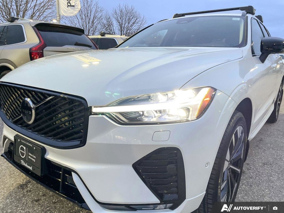 2026 Volvo XC60 Plus Dark Theme-11