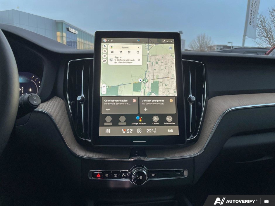 2026 Volvo XC60 Plus Dark Theme-19