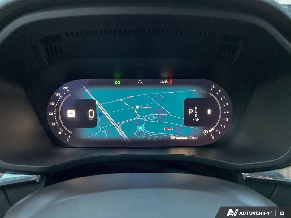 2026 Volvo XC60 Plus Dark Theme-15