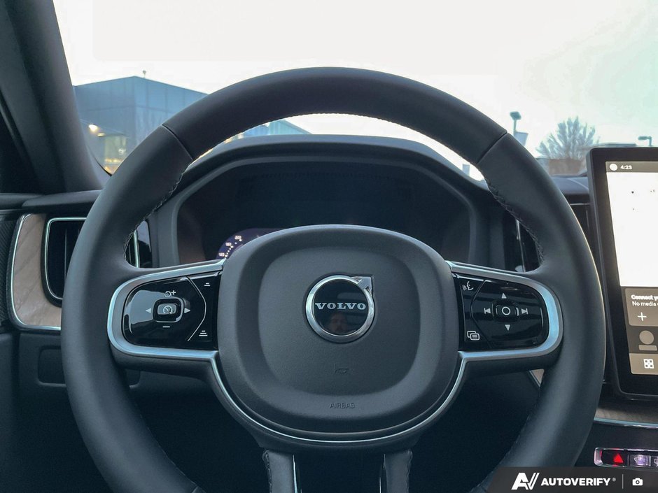 2026 Volvo XC60 Plus Dark Theme-14