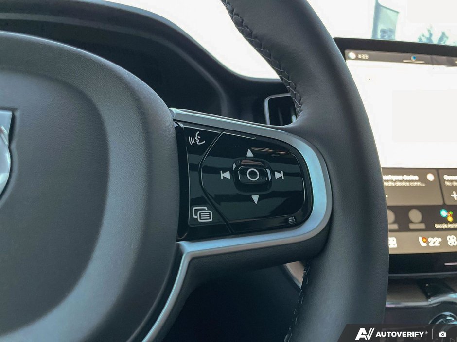 2026 Volvo XC60 Plus Dark Theme-16