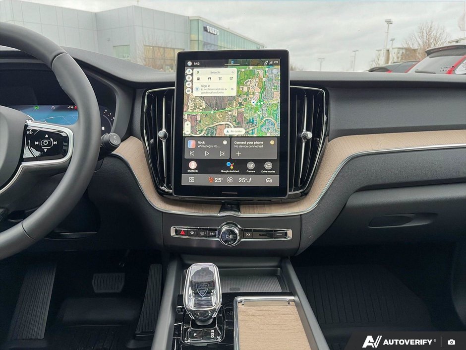 2026 Volvo XC60 Plus Dark Theme-19