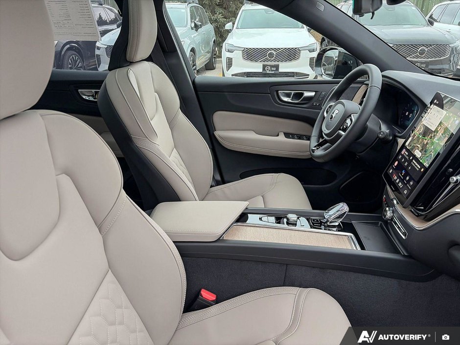 2026 Volvo XC60 Plus Dark Theme-22