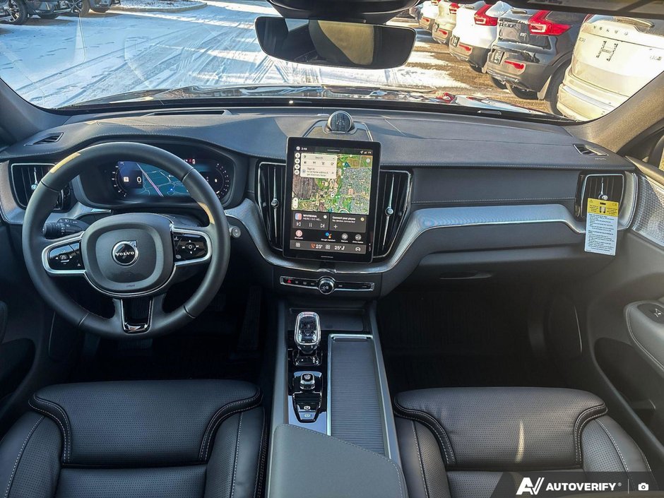 2026 Volvo XC60 Ultra Black Edition-24