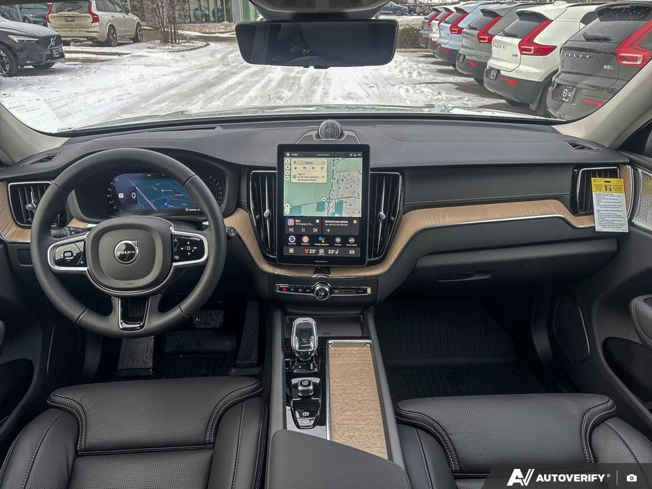 2026 Volvo XC60 Ultra Dark Theme-23