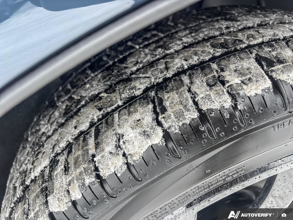 2026 Volvo XC60 Ultra Black Edition-9