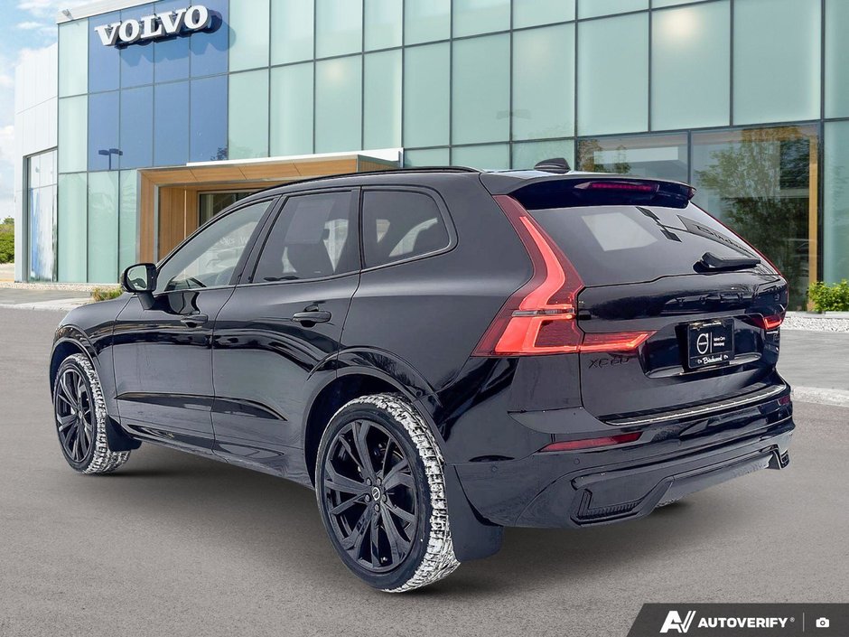 2026 Volvo XC60 Ultra Black Edition-3