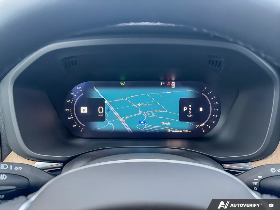 2026 Volvo XC60 Plus Dark Theme-15