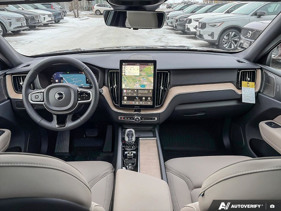 2026 Volvo XC60 Plus Dark Theme-24