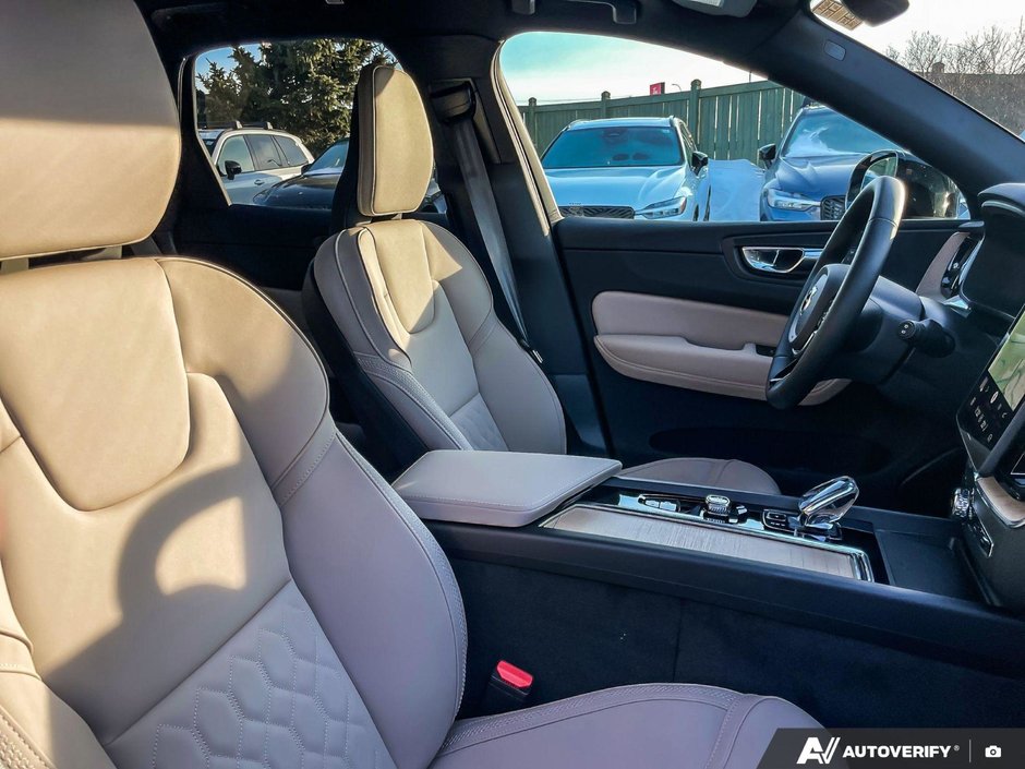 2026 Volvo XC60 Core Dark Theme-21