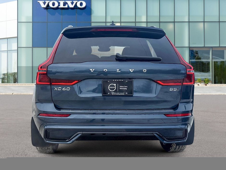 2026 Volvo XC60 Core Dark Theme-4