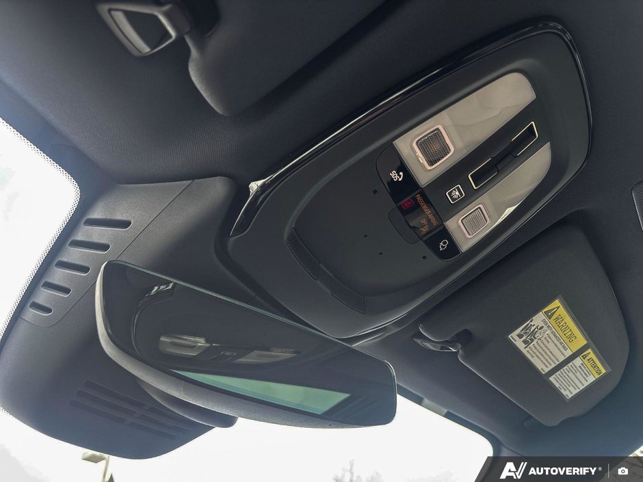 2026 Volvo XC60 Core Dark Theme-21