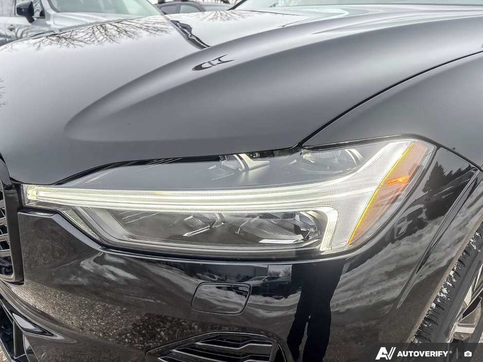 2026 Volvo XC60 Core Dark Theme-10