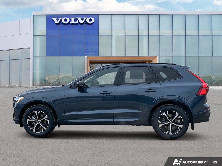 2026 Volvo XC60 Core Dark Theme-2