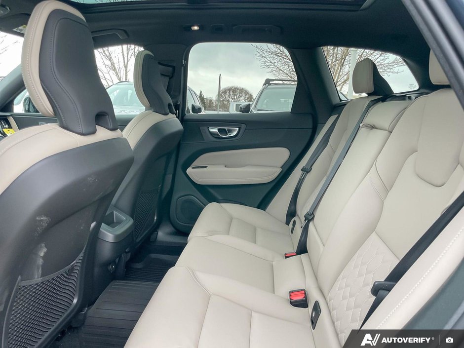 2026 Volvo XC60 Core Dark Theme-23