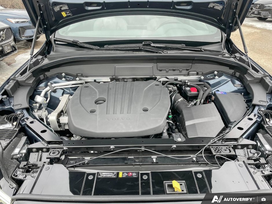 2026 Volvo XC60 Core Dark Theme-7