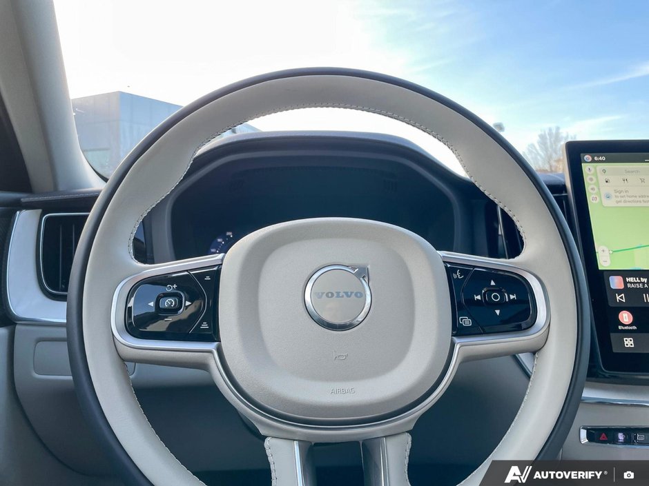 2026 Volvo XC60 Ultra Dark Theme-14